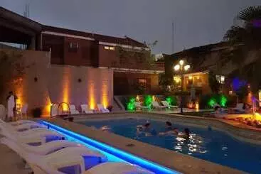 هتل Termal Rio Hondo