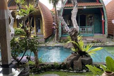 펜션 Villa Telaga Wana