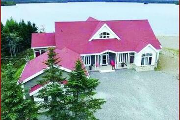 צימר The Cozy Fox Bnb Woodland Room