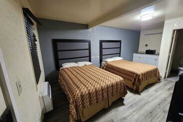 호텔 Green Garden Inn