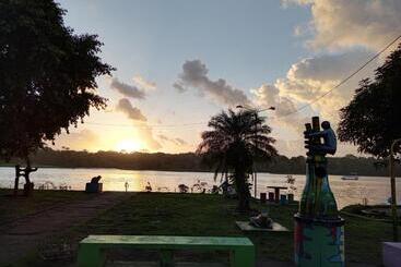 پانسیون Caribbean View House