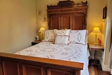 تختخواب و صبحانه Buffalo Harmony House