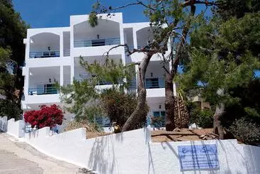 آپارتمان Christina Studios