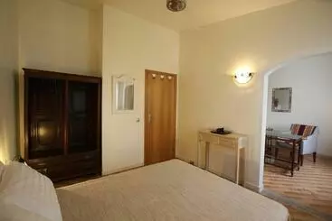 בית מלון כפרי Angela Guest House