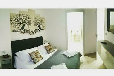 تختخواب و صبحانه La Residenza Della Fenice