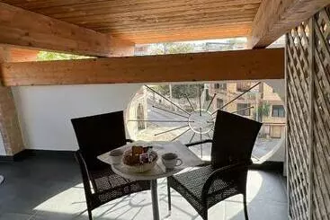 Nu.mi.ra. House B&b