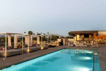 Senna House Hotel Scottsdale, Curio Collection By Hilton