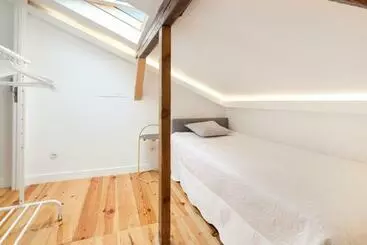 پانسیون Tiny Cosy Room  Alcantara