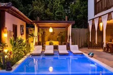 ペンション Cottage Bahia