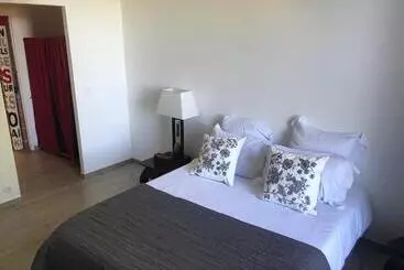 Bed and Breakfast L Ostalada