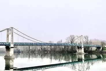 Aamiaismajoitus (B&B) La Galerie Du Port