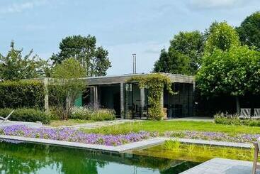 تختخواب و صبحانه Lit De Clémot