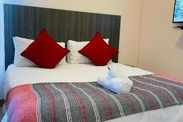 Pensione Host Hub Guest House