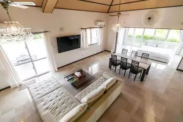 ホテル Sommelier Villa Ishigaki   Vacation Stay 45285v