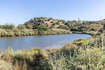 פנסיון Tavira Nature Guesthouse