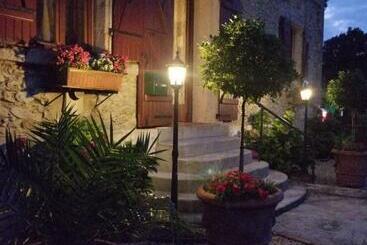 Bed and Breakfast La Maison Des Ateliers