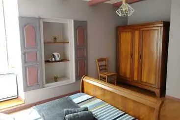 Bed and Breakfast Le Logis De Lou