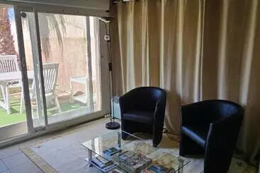 Aamiaismajoitus (B&B) Studio Tranquillo Avec Piscine Et Salle De Sport