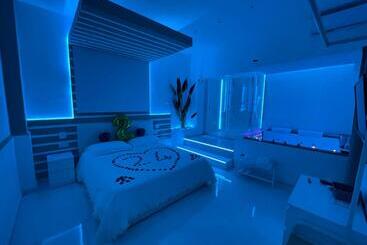 Apartahotel Suite Ciclopi Acitrezza