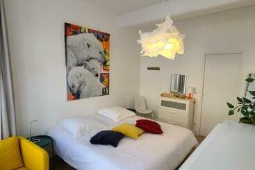 بنسيون Chambre De Charme à Saulieu