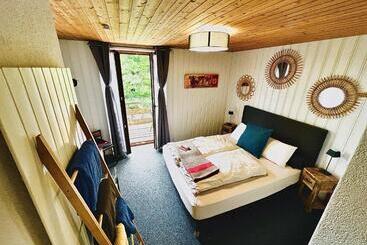 호텔 Hôtel Restaurant Les Cernets Swiss Lodge Ssh