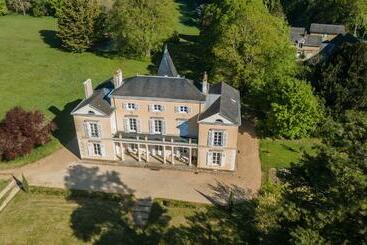 צימר Manoir Des Etrichets