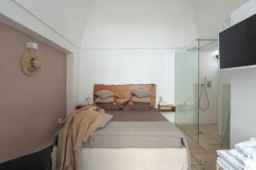 פנסיון Isidora