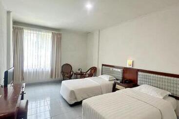 فندق Wisata Indah Sibolga