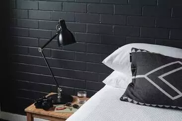 モーテル Cedar Lodge