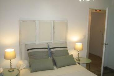 Aamiaismajoitus (B&B) Agathe Chambres D Hôtes