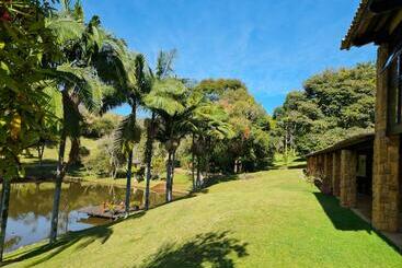 ペンション Pousada Paraiso Dos Tucanos