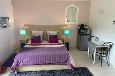 Bed and Breakfast Chambre Spacieuse Indépendante Dans Villa Plus Parking Privée