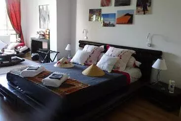 ベッドアンドブレックファースト La Bambouseraie