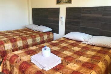 Otel Sociedad Y Maristas