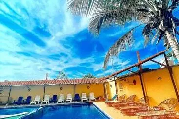 Hotel Sociedad Y Maristas