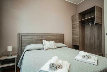 تختخواب و صبحانه Angelica Home