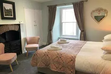 تختخواب و صبحانه Mount Street House