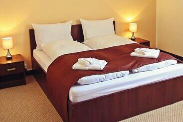 پانسیون Cazare Karmina