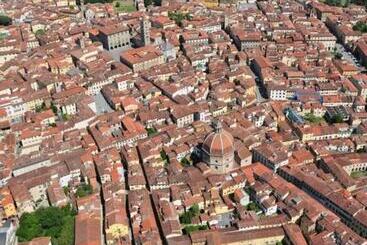 Pansiyon Smart Rooms Pistoia