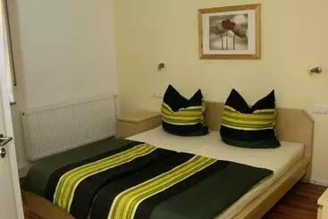Majatalo Gästezimmer Zwischen Neckar Und Enz