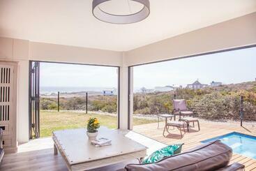 Pension Paradise Found