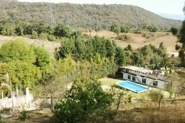 Hotel Rancho El Paraíso