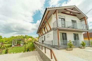 アパートホテル Ubytovanie Agate