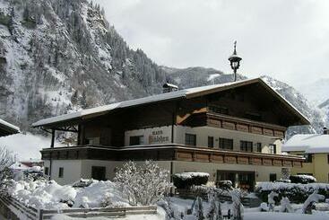 ベッドアンドブレックファースト Haus Niklehen