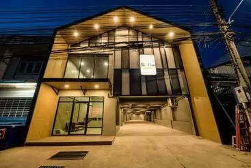 Hotel The New Residence Buriram