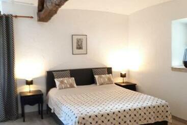 住宿加早餐 Domaine De Merugat Chambre D Hôtes