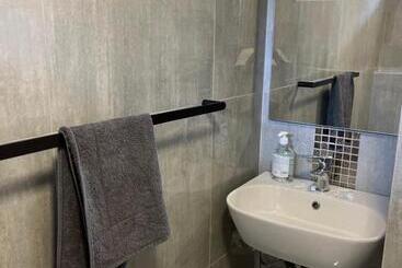 פנסיון 4kingston Close Umhlanga Ridge