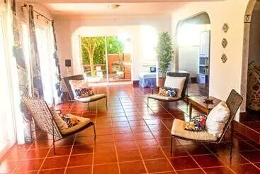 Pensjonat Villa Canto Da Lua