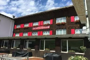 ホテル B&b La Tgamona