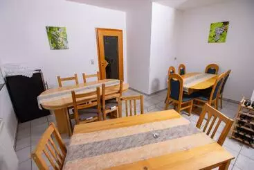 Aamiaismajoitus (B&B) Weingut Christian Bucher